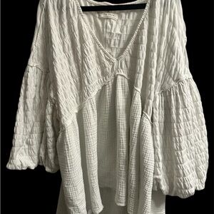 We The Free Boho Textured Top with Balloon sleeves Size S